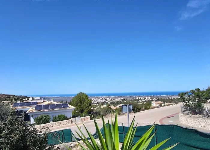 Villa Almunia