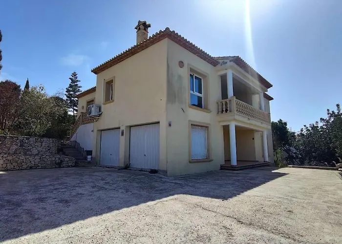 Villa Almunia *