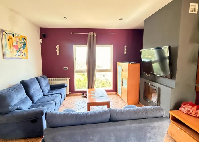 Almunia Villa *